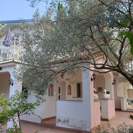 Villa 2 Swans Peroj Exterior photo