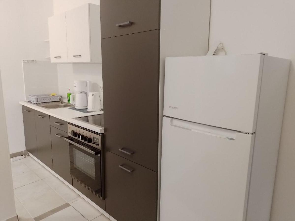 2 Swans Apartament Peroj