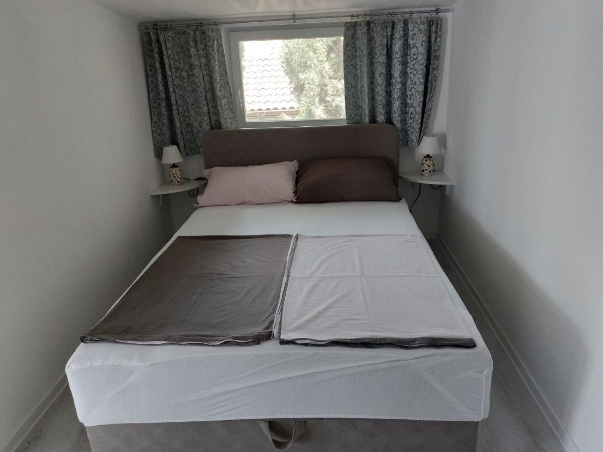 Apartament 2 Swans Peroj